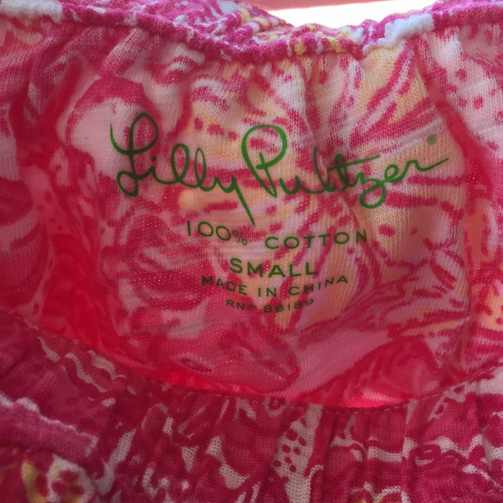Fun printed strapless ruffle Lilly Wiley tube Top!